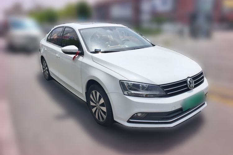 Used Volkswagen Sagitar 2018 1.6L Automatic Comfort Model Front Right 45 Deg