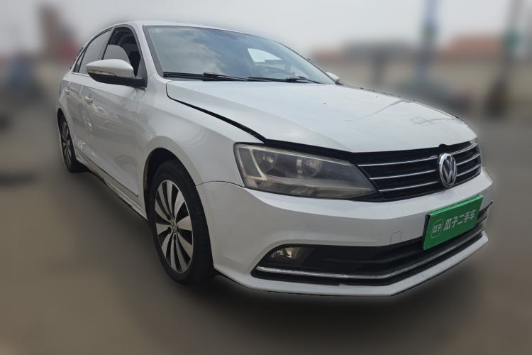 Used Volkswagen Sagitar 2018 1.6L Automatic Comfort Model Front Right 45 Deg