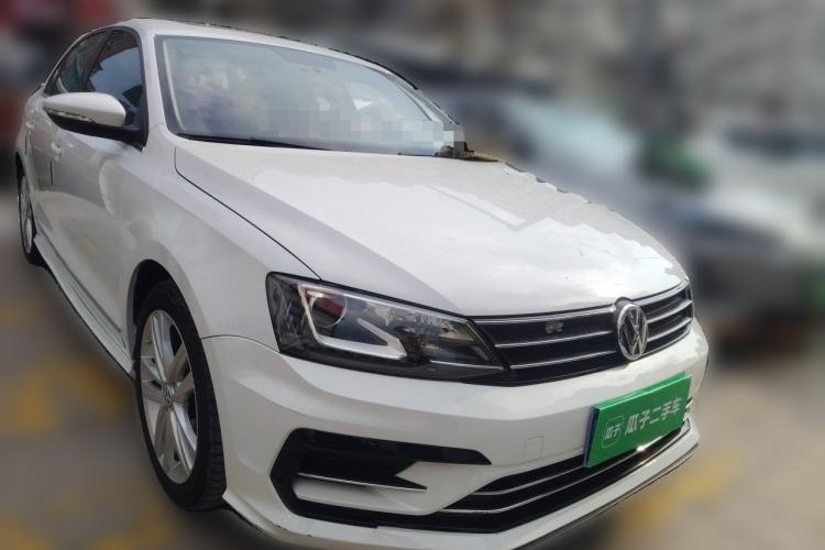 Used Volkswagen Sagitar 2018 280TSI DSG Ignite Edition Front Right 45 Deg