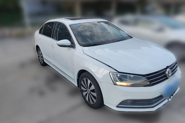 Used Volkswagen Sagitar 2018 1.6L Automatic Comfort Model Front Right 45 Deg