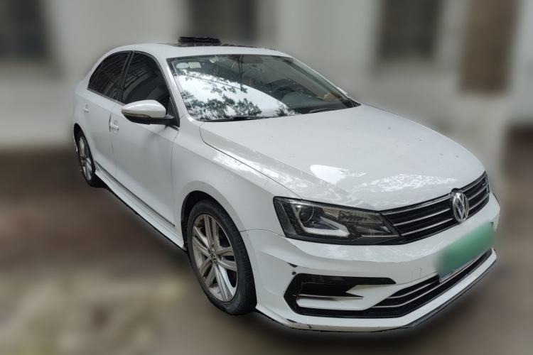 Used Volkswagen Sagitar 2018 280TSI DSG Ignite Edition Front Right 45 Deg