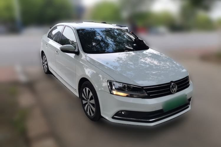 Used Volkswagen Sagitar 2018 1.6L Automatic Comfort Model Front Right 45 Deg
