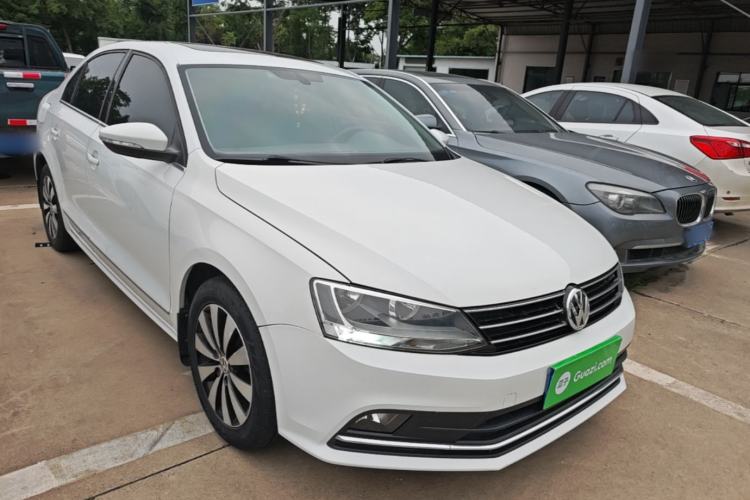 Used Volkswagen Sagitar 2018 180TSI DSG Prestige Edition Front Right 45 Deg