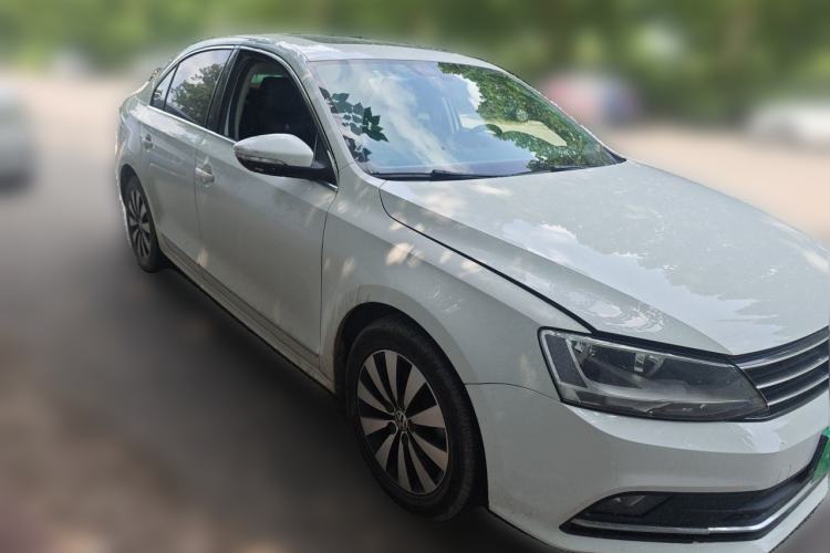Used Volkswagen Sagitar 2018 180TSI DSG Prestige Edition Front Right 45 Deg
