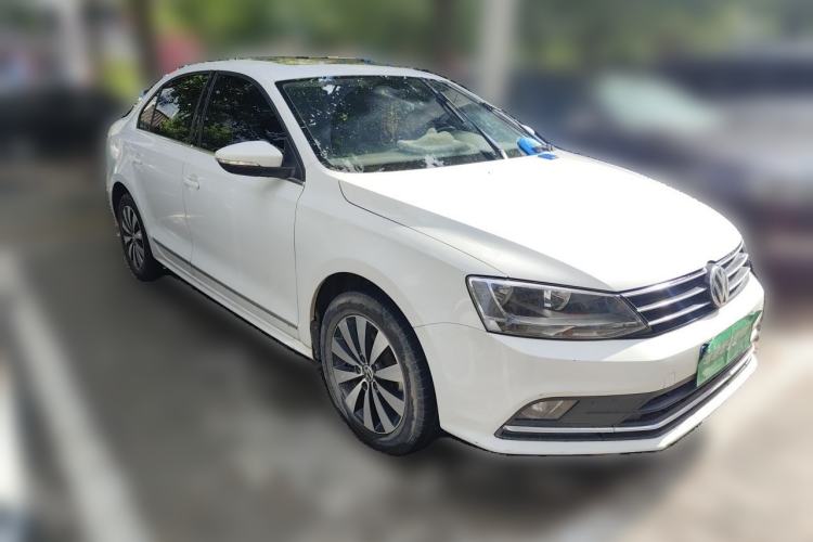 Used Volkswagen Sagitar 2018 1.6L Automatic Comfort Model Front Right 45 Deg