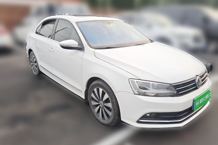 Used Volkswagen Sagitar 2018 180TSI DSG Prestige Edition Front Right 45 Deg