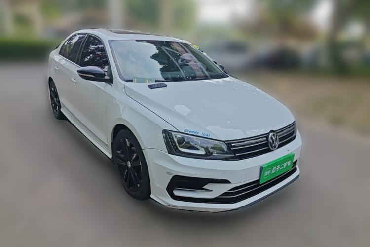 Used Volkswagen Sagitar 2018 280TSI DSG Ignite Edition Front Right 45 Deg