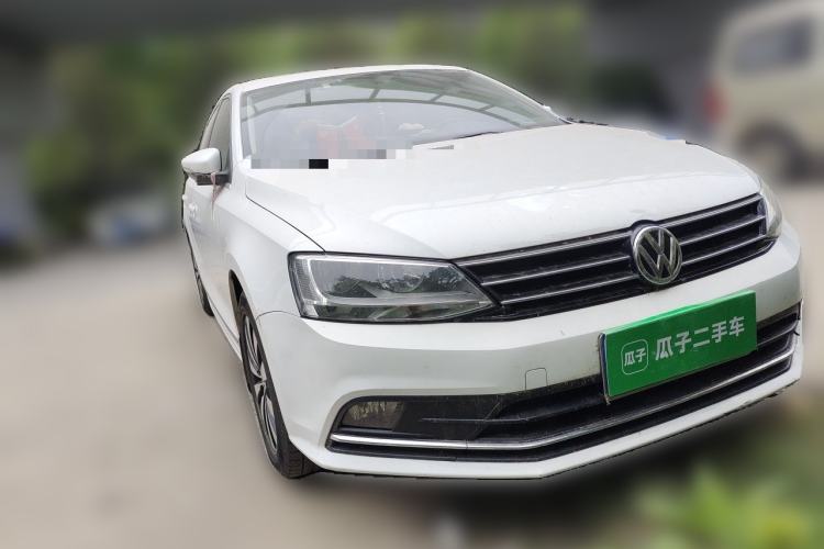 Used Volkswagen Sagitar 2018 1.6L Automatic Comfort Model Front Right 45 Deg
