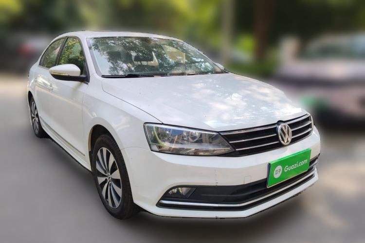 Used Volkswagen Sagitar 2018 1.6L Automatic Comfort Model Front Right 45 Deg