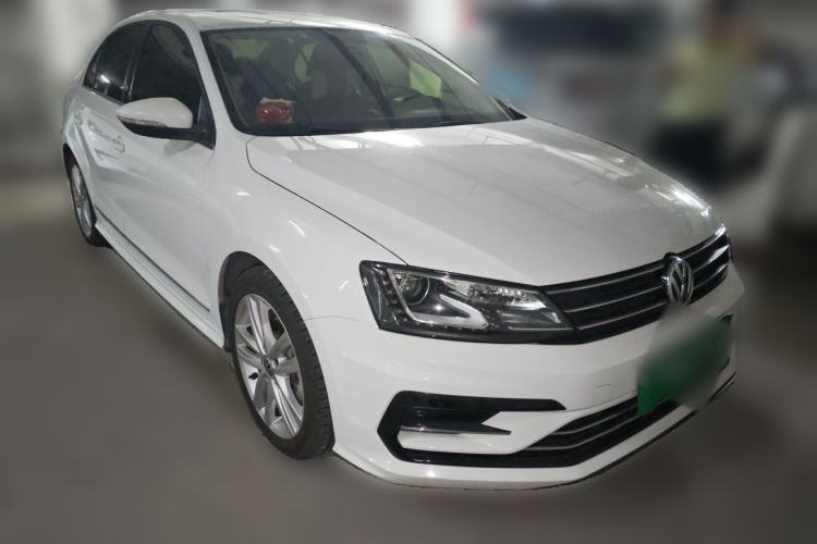 Used Volkswagen Sagitar 2018 280TSI DSG Ignite Edition Front Right 45 Deg