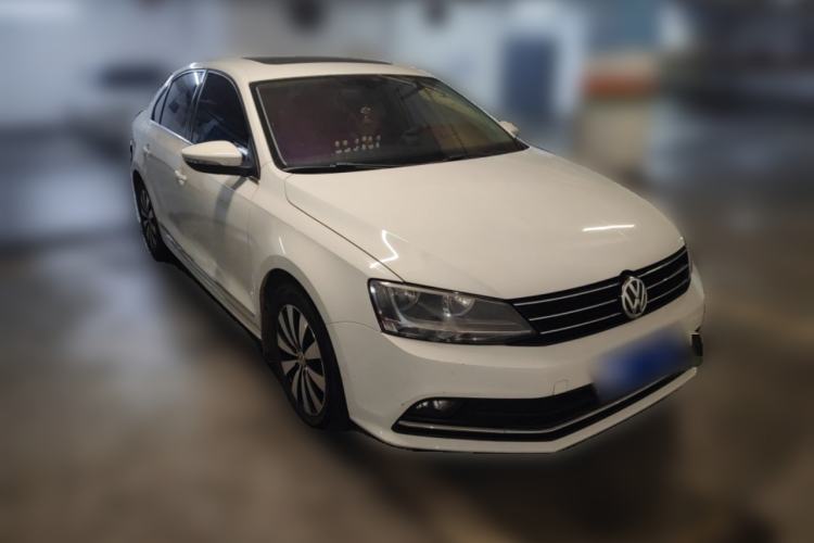 Used Volkswagen Sagitar 2018 1.6L Automatic Comfort Model Front Right 45 Deg