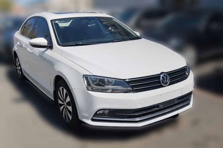 Used Volkswagen Sagitar 2018 1.6L Automatic Comfort Model Front Right 45 Deg