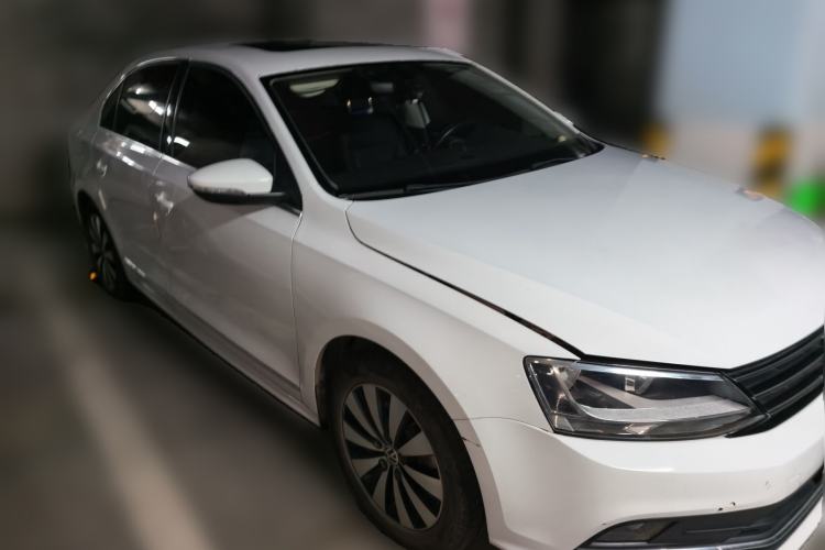 Used Volkswagen Sagitar 2018 180TSI DSG Prestige Edition Front Right 45 Deg