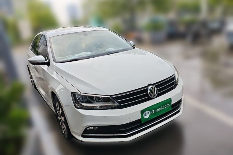 Used Volkswagen Sagitar 2018 1.6L Automatic Comfort Model Front Right 45 Deg