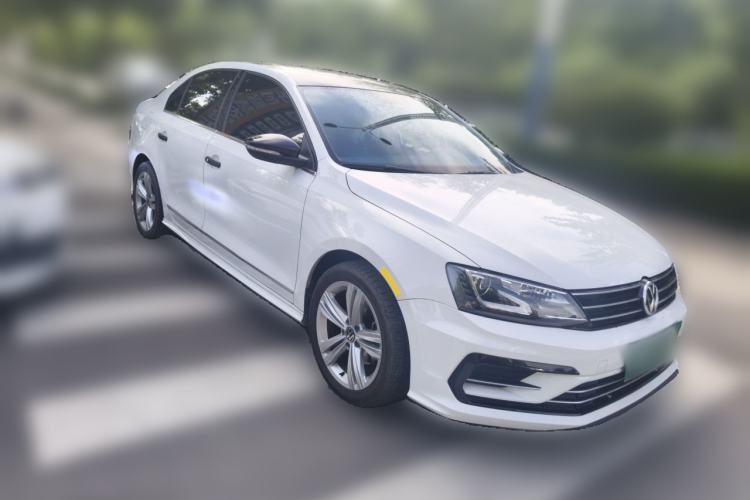 Used Volkswagen Sagitar 2018 280TSI DSG Ignite Edition Front Right 45 Deg