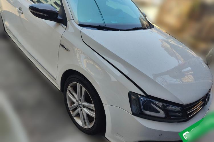 Used Volkswagen Sagitar 2018 280TSI DSG Luxury Model Front Right 45 Deg
