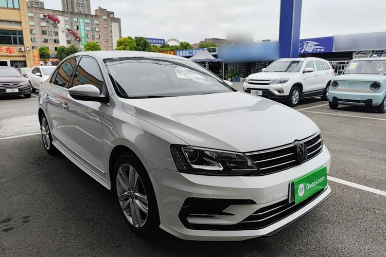 Used Volkswagen Sagitar 2018 280TSI DSG Ignite Edition Front Right 45 Deg