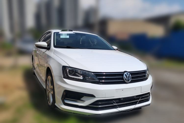 Used Volkswagen Sagitar 2018 280TSI DSG Ignite Edition Front Right 45 Deg