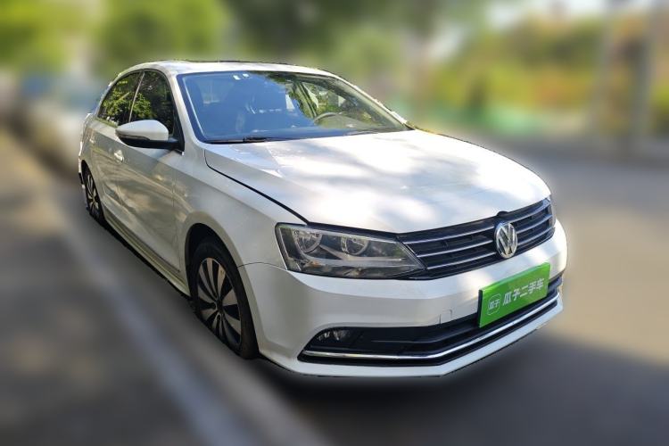 Used Volkswagen Sagitar 2018 1.6L Automatic Comfort Model Front Right 45 Deg