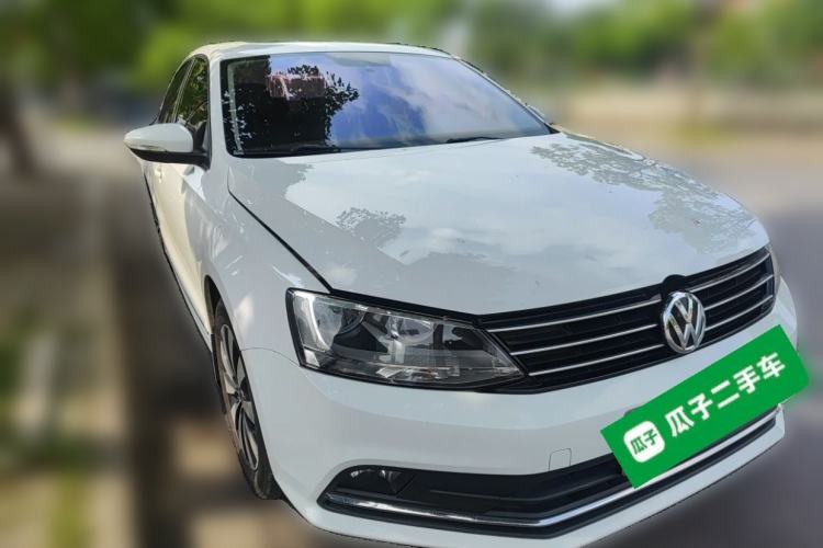 Used Volkswagen Sagitar 2018 280TSI DSG Comfort Model Front Right 45 Deg