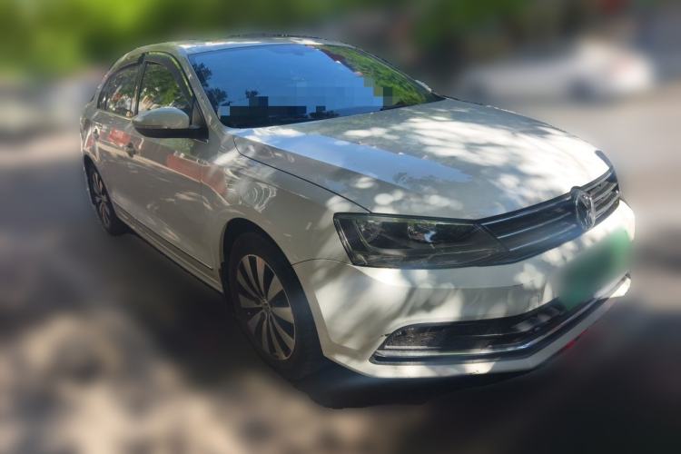 Used Volkswagen Sagitar 2018 1.6L Automatic Comfort Model Front Right 45 Deg