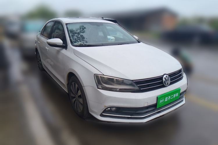 Used Volkswagen Sagitar 2018 1.6L Automatic Comfort Model Front Right 45 Deg