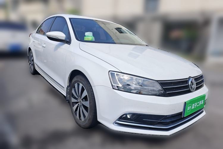 Used Volkswagen Sagitar 2018 180TSI DSG Prestige Edition Front Right 45 Deg