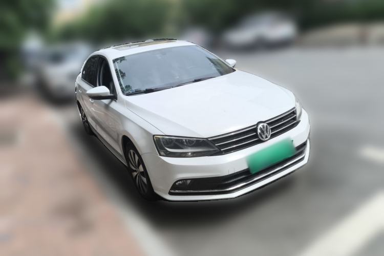 Used Volkswagen Sagitar 2018 1.6L Automatic Comfort Model Front Right 45 Deg