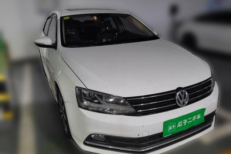 Used Volkswagen Sagitar 2018 180TSI DSG Prestige Edition Front Right 45 Deg