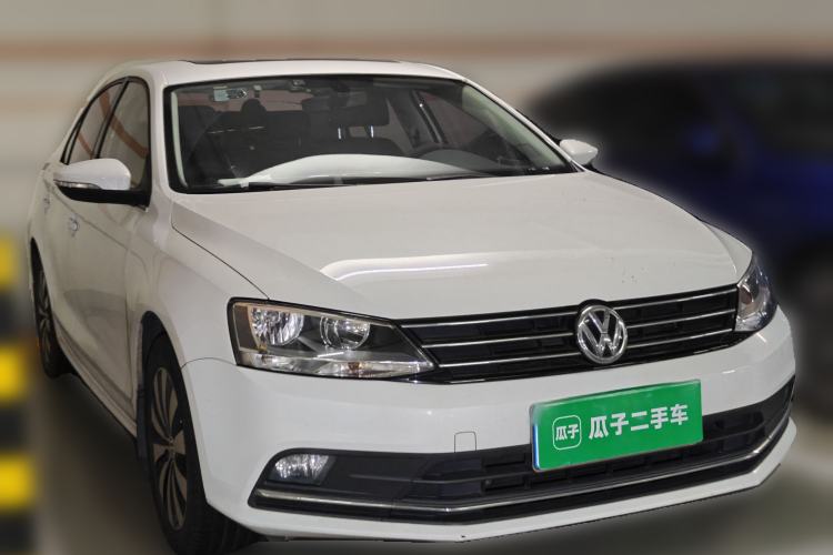 Used Volkswagen Sagitar 2018 1.6L Automatic Comfort Model Front Right 45 Deg