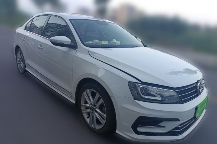 Used Volkswagen Sagitar 2018 280TSI DSG Ignite Edition Front Right 45 Deg