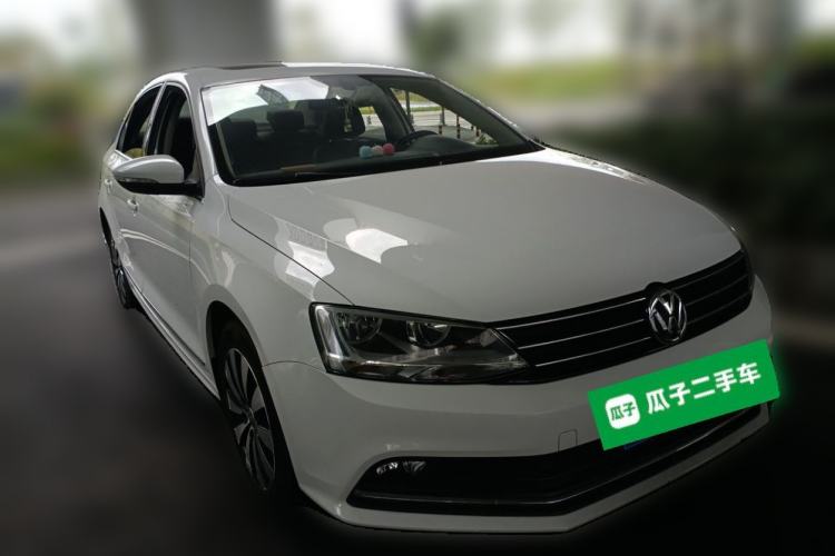 Used Volkswagen Sagitar 2018 1.6L Automatic Comfort Model Front Right 45 Deg