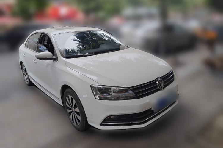 Used Volkswagen Sagitar 2018 1.6L Automatic Comfort Model Front Right 45 Deg