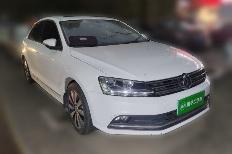 Used Volkswagen Sagitar 2018 1.6L Automatic Comfort Model Front Right 45 Deg
