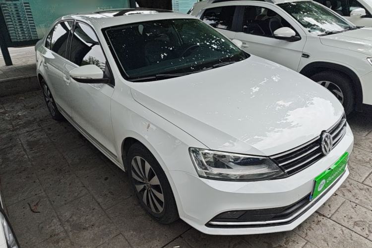 Used Volkswagen Sagitar 2018 180TSI DSG Prestige Edition Front Right 45 Deg