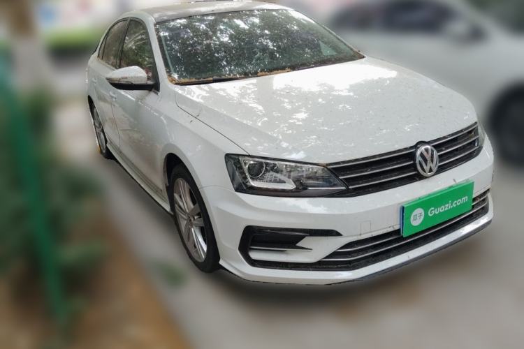 Used Volkswagen Sagitar 2018 280TSI DSG Ignite Edition Front Right 45 Deg