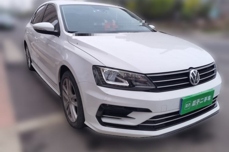 Used Volkswagen Sagitar 2018 280TSI DSG Ignite Edition Front Right 45 Deg