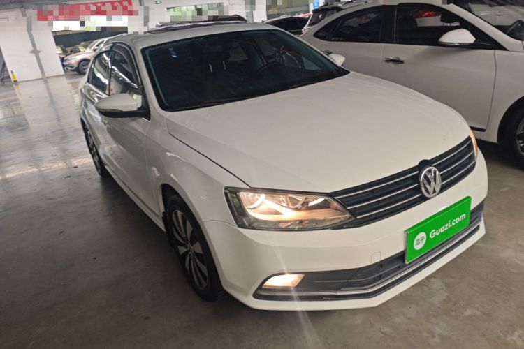 Used Volkswagen Sagitar 2018 1.6L Automatic Comfort Model Front Right 45 Deg