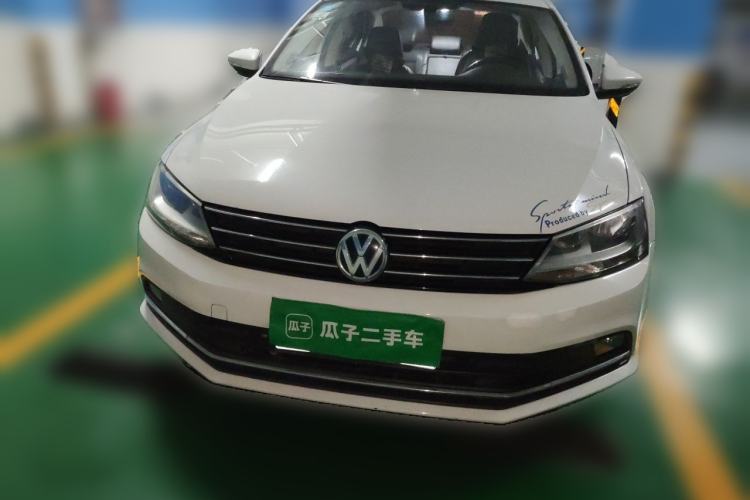 Used Volkswagen Sagitar 2018 1.6L Manual Comfort Model Front