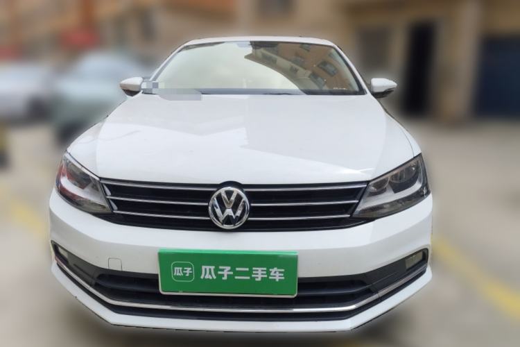 Used Volkswagen Sagitar 2018 1.6L Manual Comfort Model Front