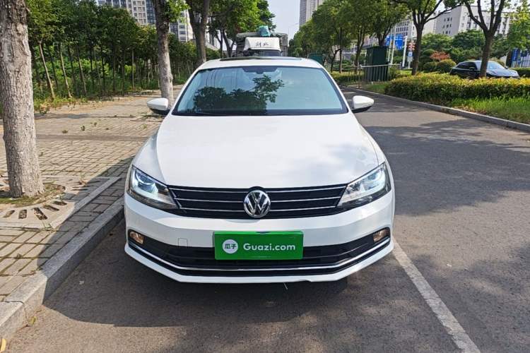 Used Volkswagen Sagitar 2018 1.6L Automatic Comfort Model Front