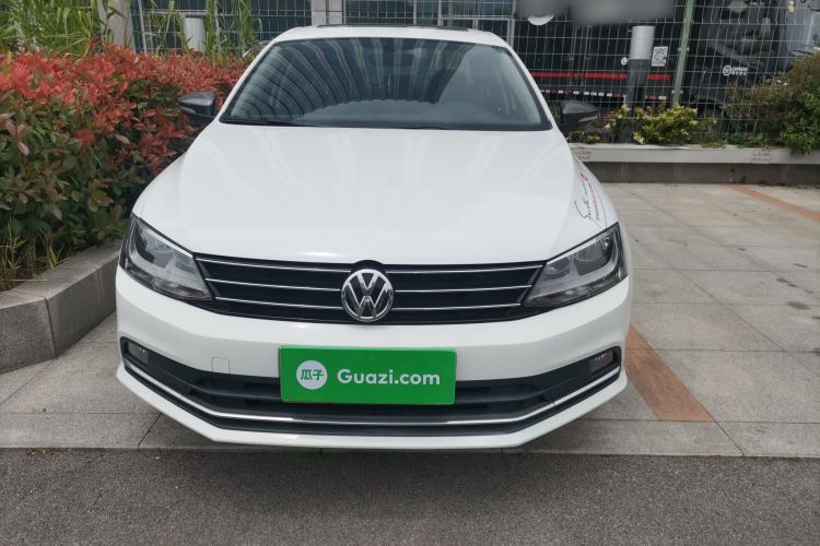 Used Volkswagen Sagitar 2018 1.6L Automatic Comfort Model Front