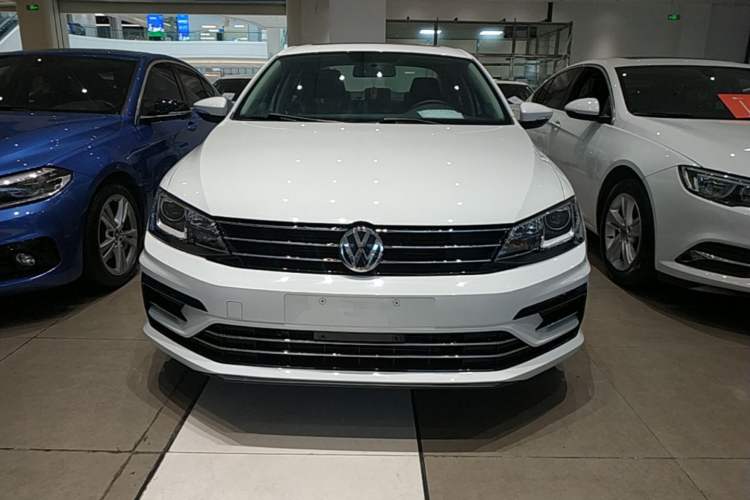 Used Volkswagen Sagitar 2018 280TSI DSG Ignite Edition Front