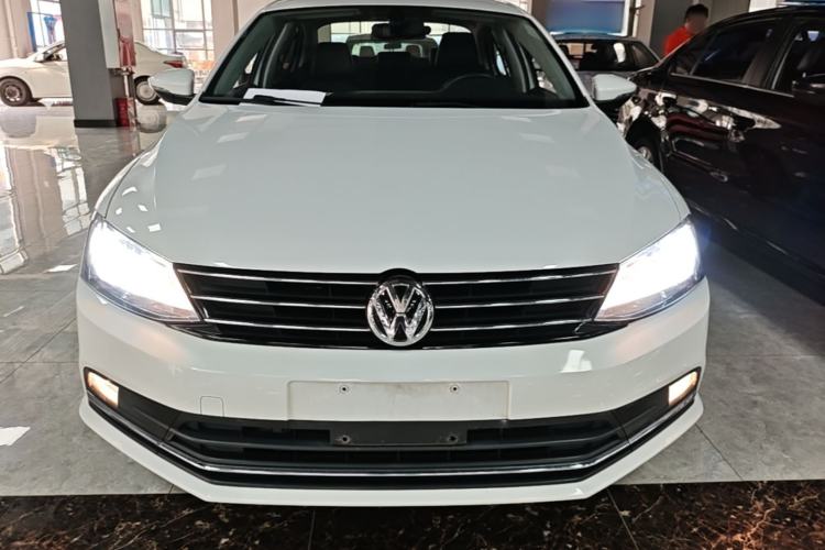Used Volkswagen Sagitar 2018 1.6L Automatic Comfort Model Front