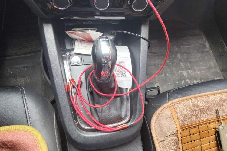 Used Volkswagen Sagitar 2018 280TSI DSG Ignite Edition Gear Lever