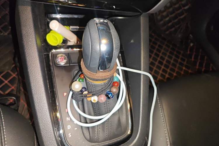 Used Volkswagen Sagitar 2018 180TSI DSG Prestige Edition Gear Lever