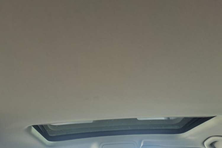 Used Volkswagen Sagitar 2018 1.6L Automatic Comfort Model Headliner