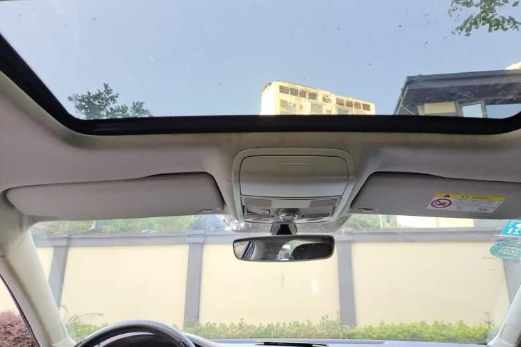 Used Volkswagen Sagitar 2018 1.6L Automatic Comfort Model Headliner