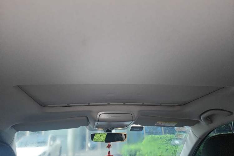 Used Volkswagen Sagitar 2018 280TSI DSG Luxury Model Headliner
