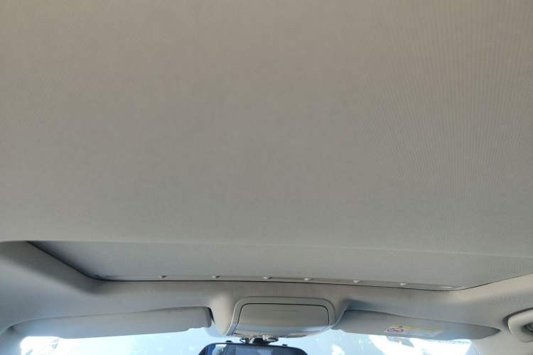 Used Volkswagen Sagitar 2018 1.6L Automatic Comfort Model Headliner